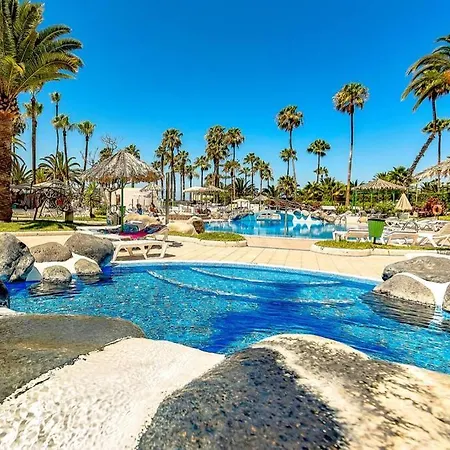 In Complex Altamira With Direct Ocean View דירה *