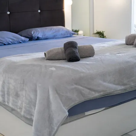 In Complex Altamira With Direct Ocean View דירה