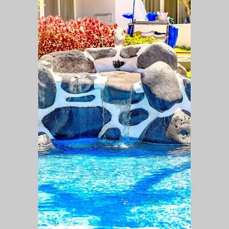 Lägenhet In Complex Altamira With Direct Ocean View *