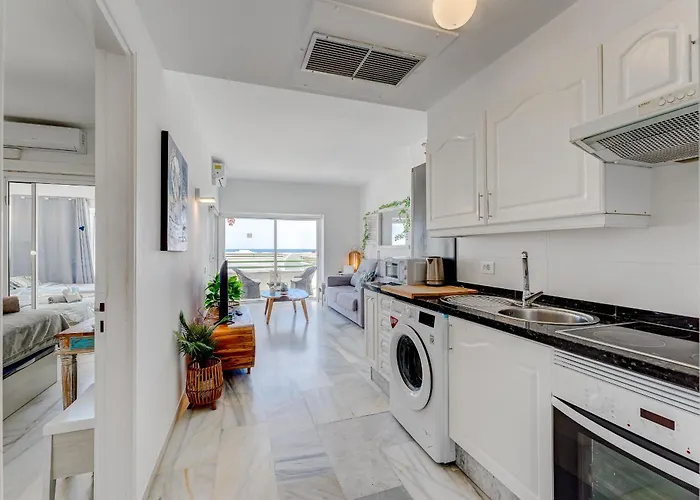 Apartman In Complex Altamira With Direct Ocean View