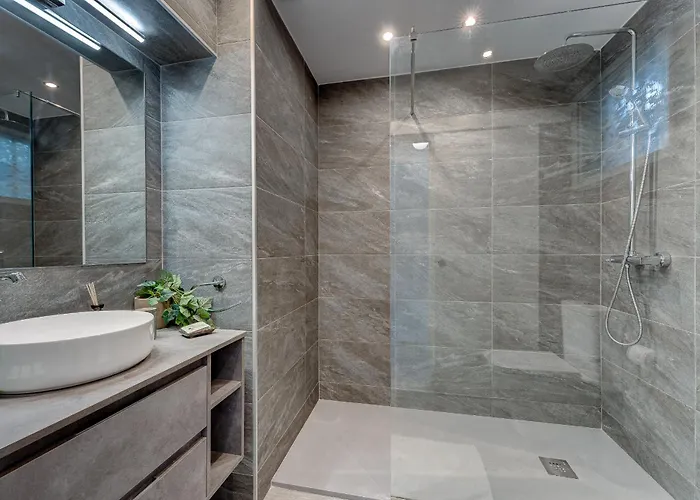 In Complex Altamira With Direct Ocean View Apartman *