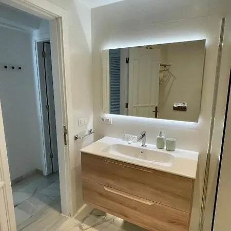 In Complex Altamira With Direct Ocean View Адехе