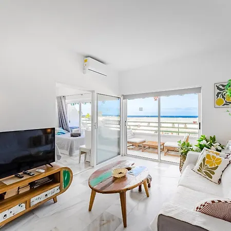 Apartamento In Complex Altamira With Ocean View Costa Adeje (Tenerife)