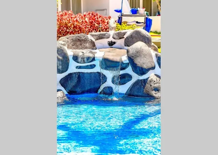 Appartement In Complex Altamira With Direct Ocean View *