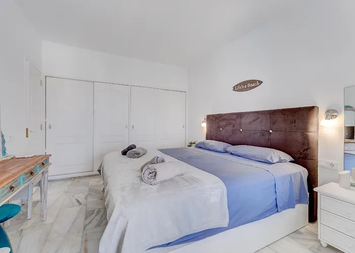 Appartement In Complex Altamira With Direct Ocean View